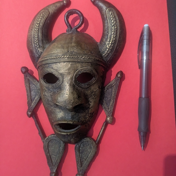 Vintage Brass Mask - Picture 2 of 5